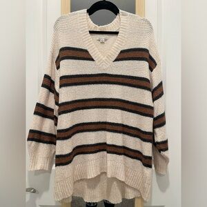 American Eagle Outfitters V-Neck oversized Sweater - Cream, Black, Brown